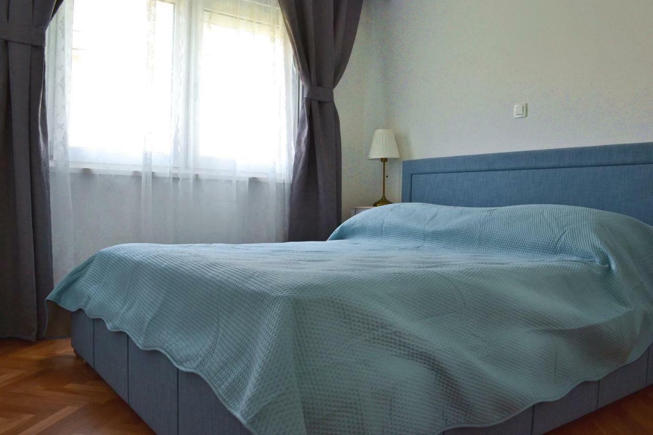 Apartment Anna Split With Parking المظهر الخارجي الصورة